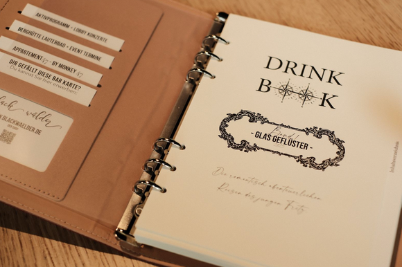 Leder-Barkarte „Cocktails & Geschichten“ – Die Barkultur zum Mitnehmen