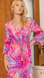Langes Kleid im Batik-Stil mit vorderer Knopfleiste